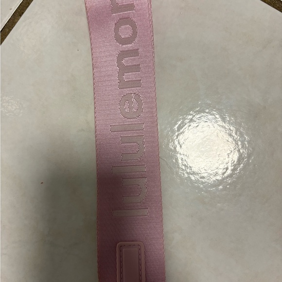 Lululemon Keychain - Picture 4 of 6